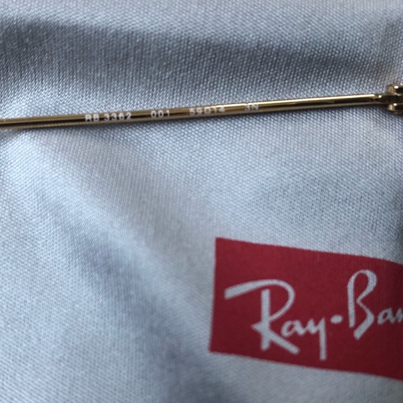 Ray-Ban Gold Frame Aviator Sunglasses - Picture 4 of 4